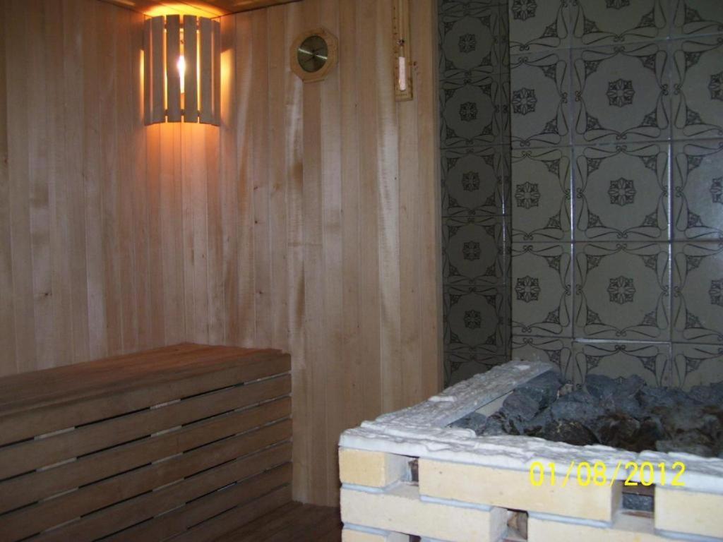 Pirtis Prie Neries Jonava Otel Dış mekan fotoğraf